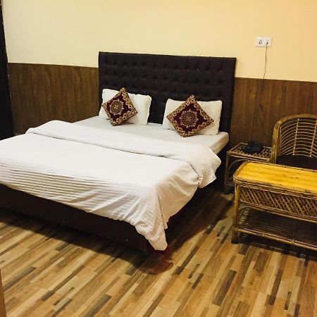 Hotel Prem G, Mussoorie Buitenkant foto