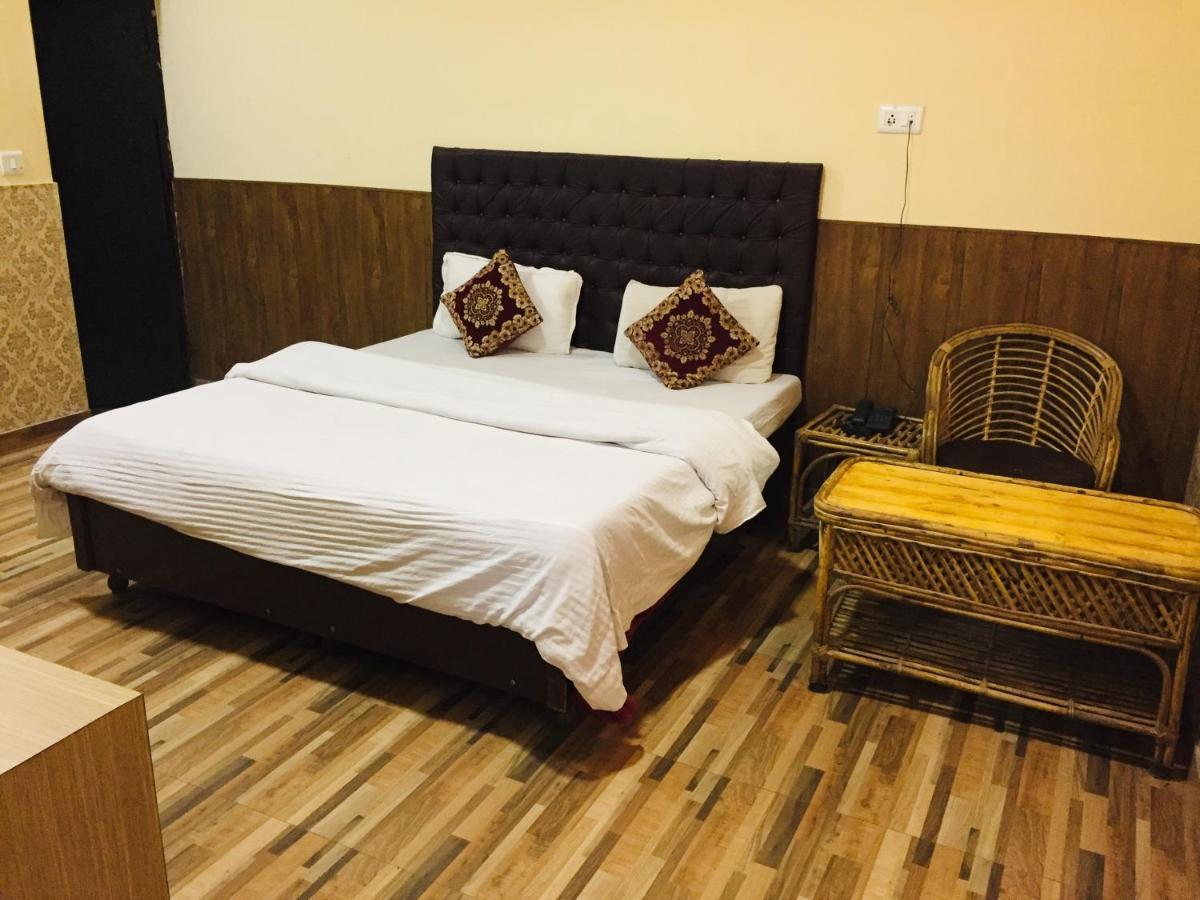 Hotel Prem G, Mussoorie Buitenkant foto