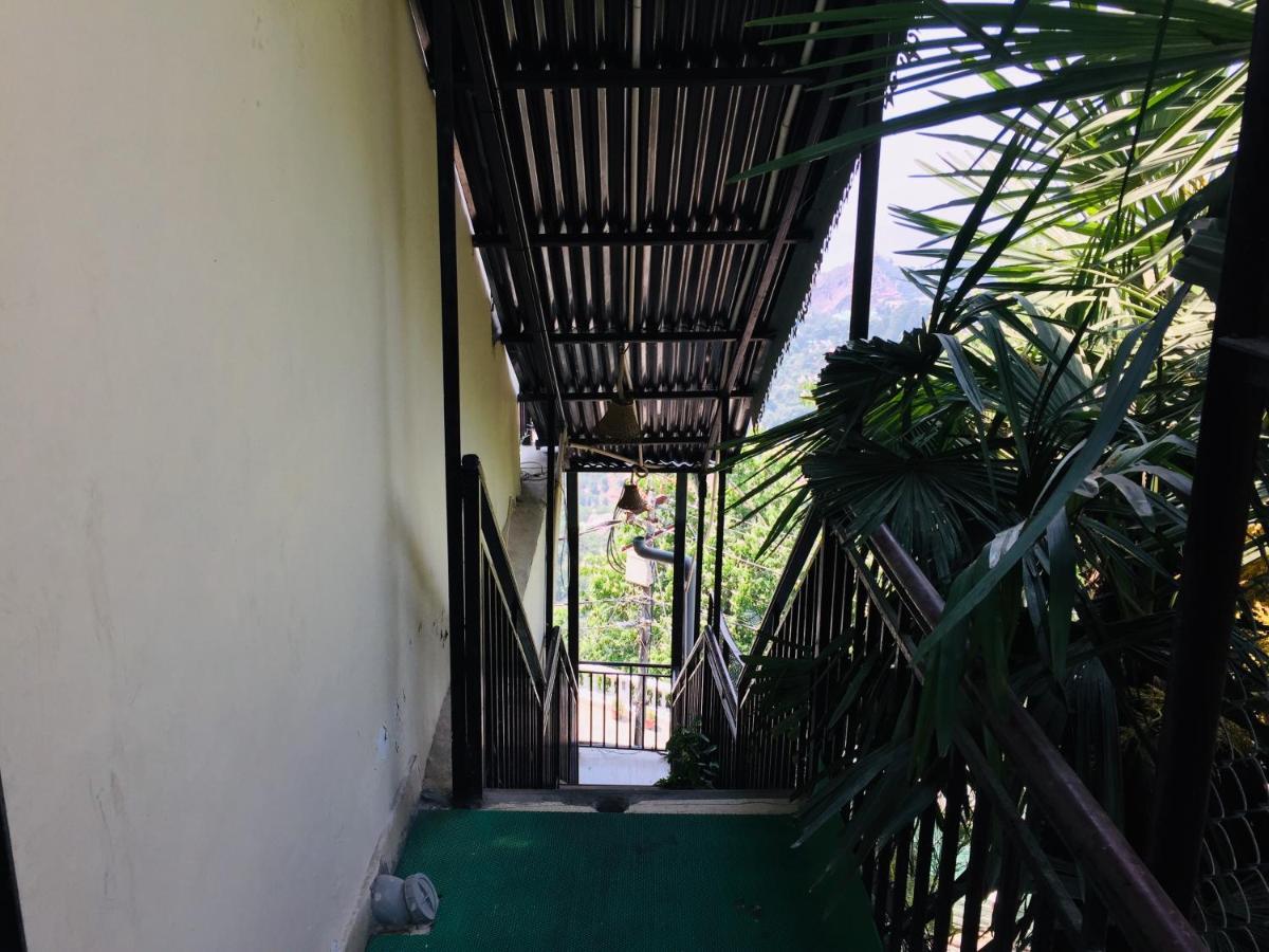 Hotel Prem G, Mussoorie Buitenkant foto